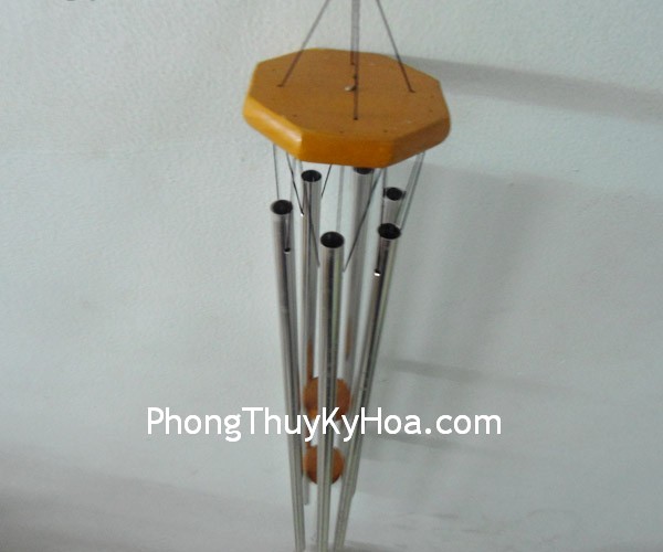 chuong gio c1244 01 Hỏi Đáp Phong Thủy: Khi cửa chính đối diện với bức tường trắng